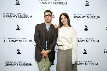 Lana Del Rey - Grammy Museum in Los Angeles 10/13/2019 фото №1227391