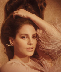 Lana Del Rey FOR DAZED BY CHARLOTTE WALES фото №956043