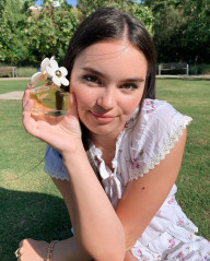LANDRY BENDER for Marc Jacob’s Friends of Daisy Fragrances Collection 2020 фото №1258891