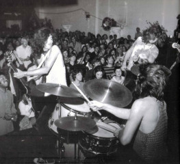 Led Zeppelin фото №396195