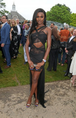 Leomie Anderson – Serpentine Gallery Summer Party 2019 in London фото №1250996