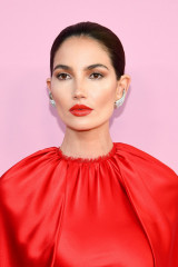 Lily Aldridge – 2019 CFDA Fashion Awards in NYC фото №1186279