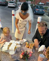 David Harbour & Lily Allen Las Vegas Wedding | 2020 фото №1274235