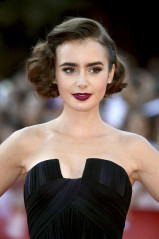 Lily Collins фото №768039