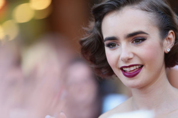 Lily Collins фото №768041