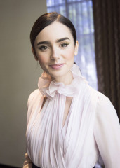Lily Collins фото №915699