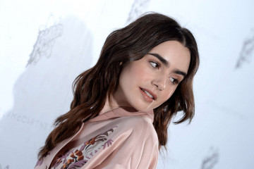 Lily Collins фото №860444