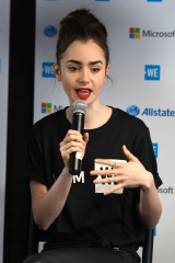 Lily Collins – We Day Founder Craig Kielburger for Q&A in Seattle 4/21/2017 фото №958220