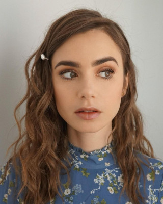 Lily Collins фото №1293379