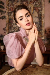 Lily Collins фото №985531
