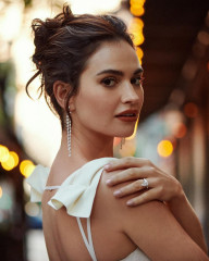 Lily James by Cass Bird for Only Natural Diamonds Fall 2023 (New York 05/24/23) фото №1380424