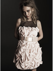 Lily-Rose Melody Depp - Tom Munro Photoshoot for Vogue Italia 2017 фото №960802