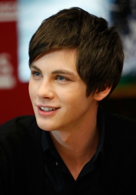 Logan Lerman фото №503971