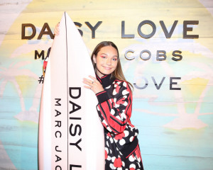 Maddie Ziegler – Daisy Love Fragrance Launch in Santa Monica фото №1069490