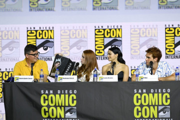 Madelaine Petsch – “Riverdale” Special Video Presentation and Q&A at SDCC 2019 фото №1204207