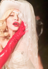 Madonna - Medellín Promoshoot (2019) фото №1160342