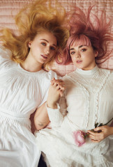Maisie Williams and Sophie Turner – Rolling Stone Magazine April 2019 фото №1155757