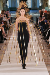 Schiaparelli Haute Couture Spring/Summer 2022 Fashion show in Paris фото №1335202