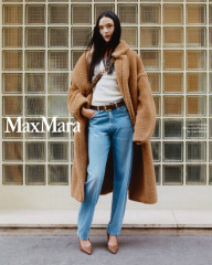 Maria Carla Boscono ~ Max Mara Teddy Bear Coat 2023 Campaign by Tyler Mitchell фото №1377552