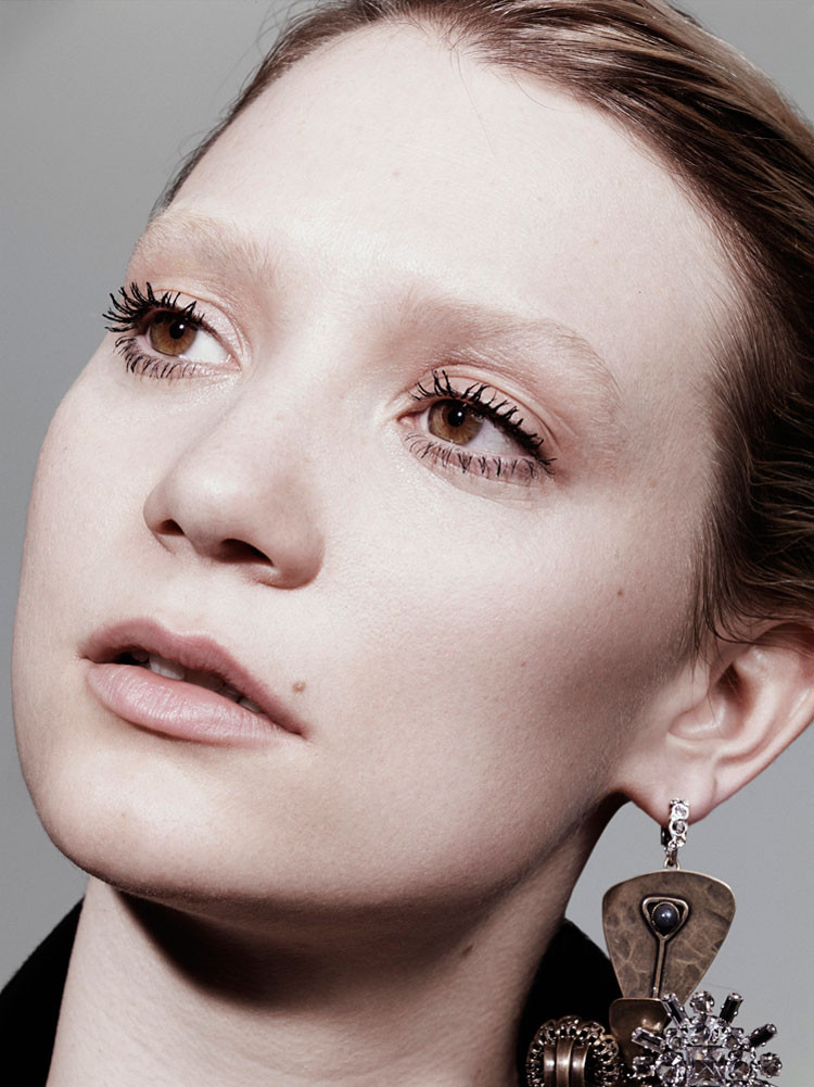 Миа Васиковска (Mia Wasikowska)