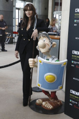 Monica Bellucci – “Goscinny et le Cinema – Asterix, Lucky Luke & Cie” Photocall  фото №999368