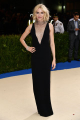 Naomi Watts at MET Gala in New York  фото №961158