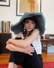 NATALIA DYER for Who Wears What Shot over Facetime, August 2020 фото №1266694