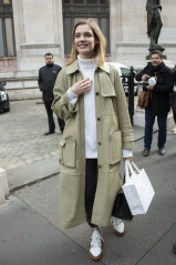 Natalia Vodianova - Out at Paris Fashion Week фото №1367537