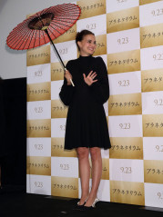 Natalie Portman – “Planetarium” Premiere in Tokyo, Japan фото №983602
