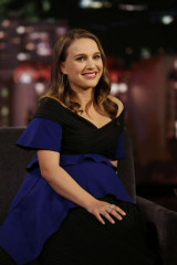 Natalie Portman at Jimmy Kimmel Live! in Los Angeles фото №937336