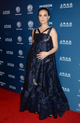 Natalie Portman – Huading Global Film Awards 2016 in LA фото №929164