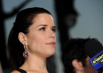 Neve Campbell фото №383619