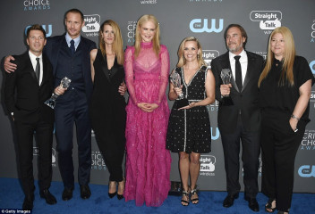 Nicole Kidman – 2018 Critics’ Choice Awards фото №1030465