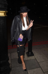 Nicole Scherzinger – Leaving Zuma Restaurant in London фото №929079
