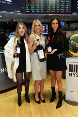 Nina Dobrev-Fresh Vine Wine Celebrates Initial Public Offering  фото №1328316