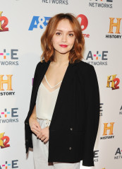 Olivia Cooke - A+E Networks Upfront in New York 05/08/2014 фото №1319668