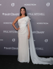 Olivia Munn - Baby2Baby Gala in Los Angeles 11/09/2019 фото №1251790