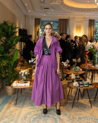 Olivia Palermo - Giorgio Armani Spring/Summer 2023 Fashion Show in Milan фото №1352197