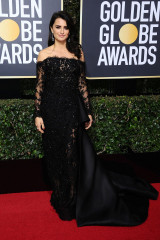 Penelope Cruz – Golden Globe Awards 2018 in Beverly Hills фото №1028665