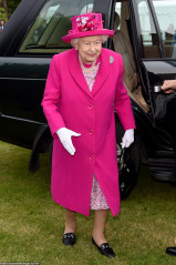 Queen Elizabeth ll  фото №1195228