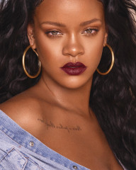 Rihanna for Fenty Beauty MATTEMOISELLE by Mariano Vivanco (2017) фото №1025203