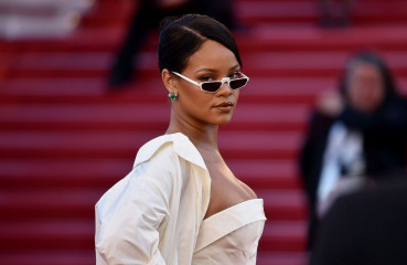 Rihanna – “Okja” Premiere at Cannes Film Festival  фото №966592
