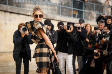 Romee Strijd – Dior Show at Paris Fashion Week 02/25/2020 фото №1248312