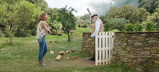 Rose Byrne – “Peter Rabbit” Movie Photos фото №1042881