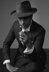 Sacha Baron Cohen by Carlotta Moye for Backstage || Jan 2021 фото №1289233