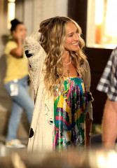 Sarah Jessica Parker - 'And Just Like That' Set in Avenue, Manhattan 09/15/2021 фото №1312040
