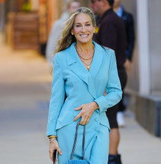 Sarah Jessica Parker - 'And Just Like That' Set in New York 11/01/2021 фото №1320931