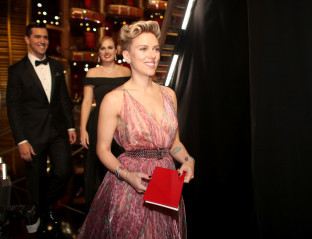 Scarlett Johansson-89th Annual Academy Awards in Hollywood фото №943721