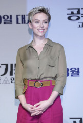 SCARLETT JOHANSSON at Ghost in the Shell Photocall in Seoul 03/17/2017 фото №948386