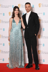 Sebastian Stan-EE British Academy Film Awards 2022 фото №1340094